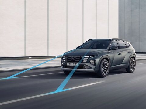 Hyundai Tucson, вид збоку