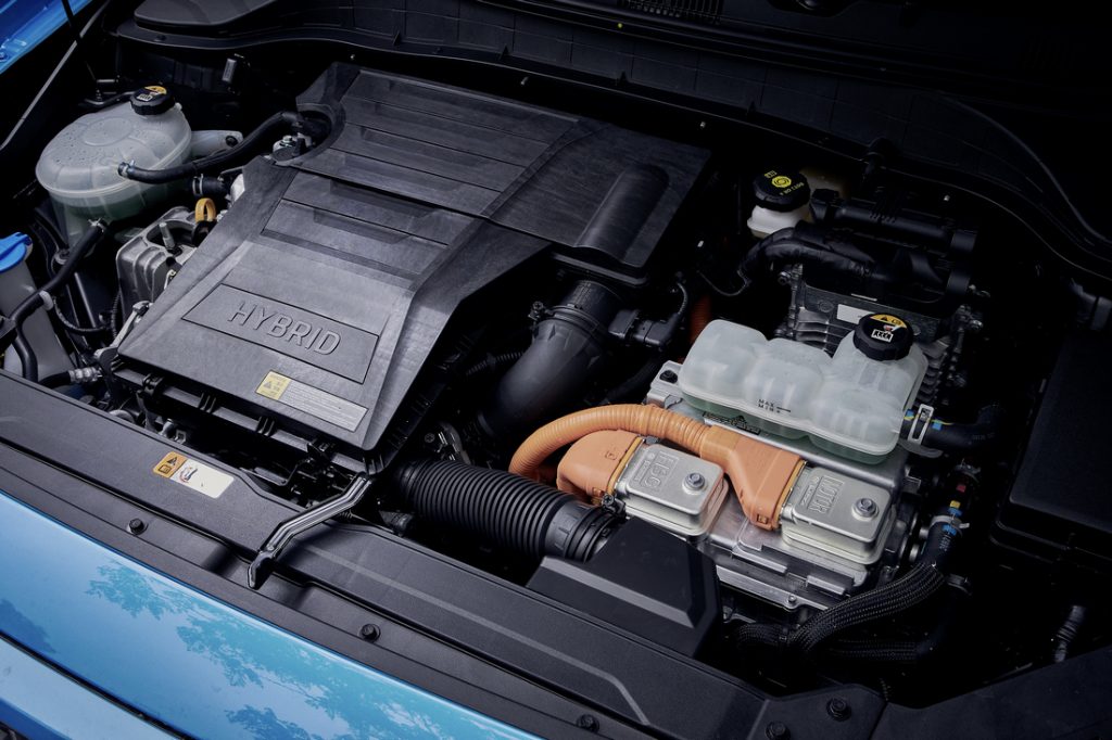 Hyundai Motor представила кросовер Kona Hybrid