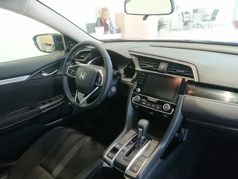 Honda Civic 4D