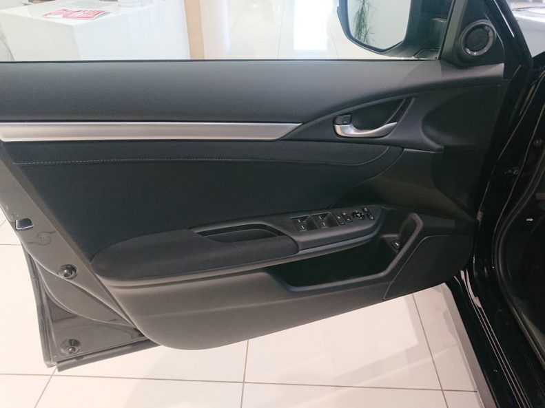 Honda Civic 4D