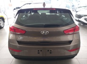 Hyundai i30 1.5 Comfort 6AT