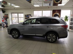 Mitsubishi Outlander Instyle