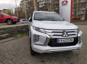 Mitsubishi Pajero Sport Ultimate