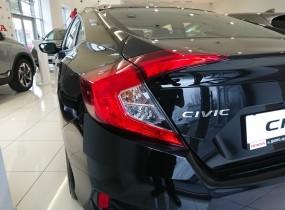 Honda Civic 4D