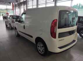 Fiat Doblo Cargo Corto