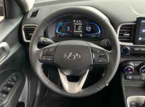 Hyundai Venue 1.6 Dynamic R17 AT