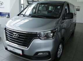 Hyundai H-1 2.5 8-Business 5AT