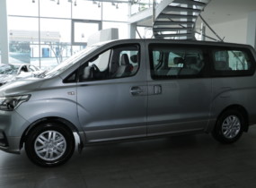 Hyundai H-1 2.5 8-Business 5AT