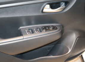 KIA RIO X Comfort 1.6 A/T 2021