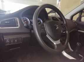 SUZUKI New SX4 1.6L 4WD GL 5MT
