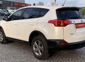 Toyota RAV4 2.2 CRDi