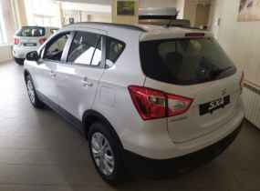 SUZUKI New SX4 1.6L 4WD GL 5MT