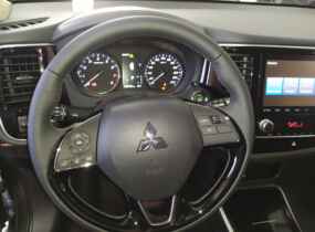 Mitsubishi Outlander Intense