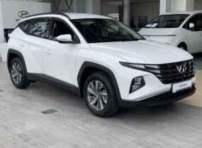 Hyundai Tucson NX4 2.0 Express 2WD МТ