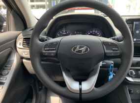 Hyundai i30 Comfort AT