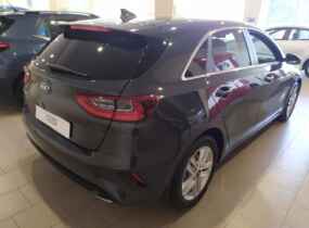 KIA Ceed 1.6 6A/T