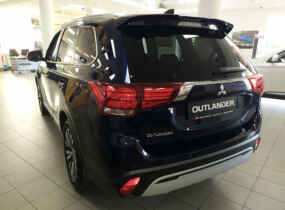Mitsubishi Outlander Ultimate 2,4