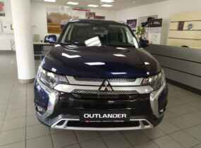 Mitsubishi Outlander Ultimate 2,4