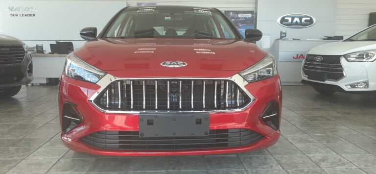 JAC J7 1.5T  Comfort 6MT liftback