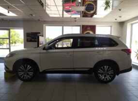 Mitsubishi Outlander Ultimate 2.4 CVT