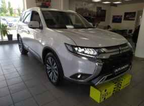 Mitsubishi Outlander Ultimate 2.4 CVT