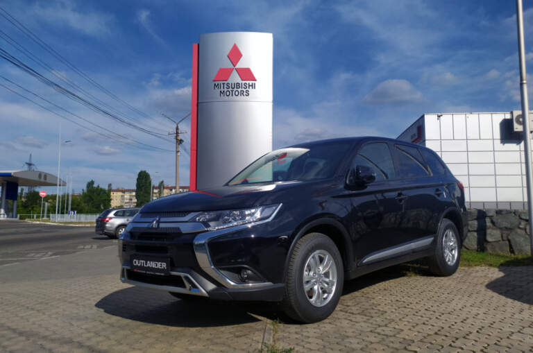 Mitsubishi Outlander Intense CVT