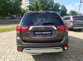 Mitsubishi Outlander Intense 2.0