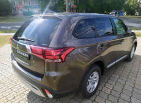 Mitsubishi Outlander Intense 2.0