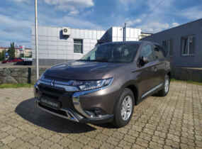 Mitsubishi Outlander Intense 2.0