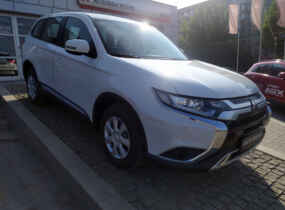 Mitsubishi Outlander Inform 2,0