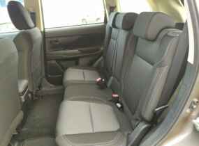 Mitsubishi Outlander Inform 2,0