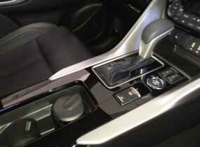 Mitsubishi Eclipse Cross 1.5 CVT Ultimate