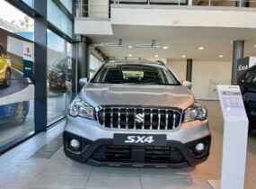 SUZUKI New SX4 1.6L 4WD GL 5MT