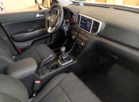Kia Sportage 1.6 LX 2WD 5dr 5seats 6M/T