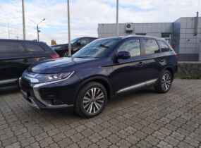 Mitsubishi Outlander 2.4 CVT Ultimate