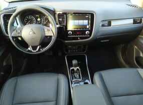 Mitsubishi Outlander Ultimate 2.4 CVT