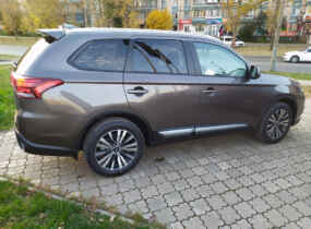 Mitsubishi Outlander Ultimate 2.4 CVT