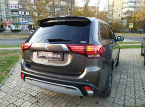 Mitsubishi Outlander Ultimate 2.4 CVT