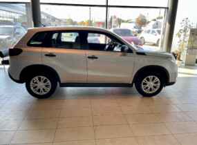 Suzuki Vitara 1.6L 2WD GL 5MT