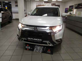 MITSUBISHI Outlander Invite