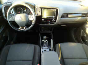 MITSUBISHI Outlander Invite 2.0 CVT