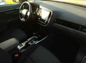 MITSUBISHI Outlander Invite 2.0 CVT