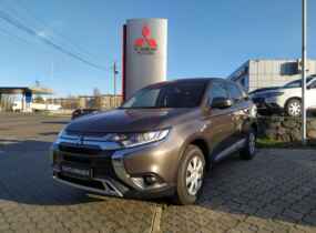MITSUBISHI Outlander Invite 2.0 CVT