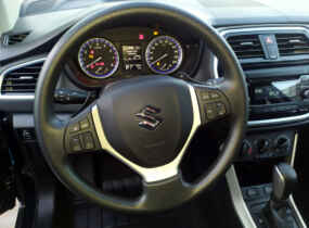 SUZUKI SX4 4WD GL 6AT