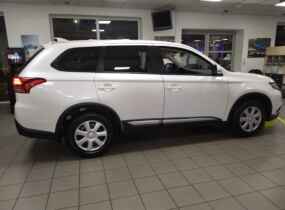 MITSUBISHI Outlander 2.0 CVT Invite