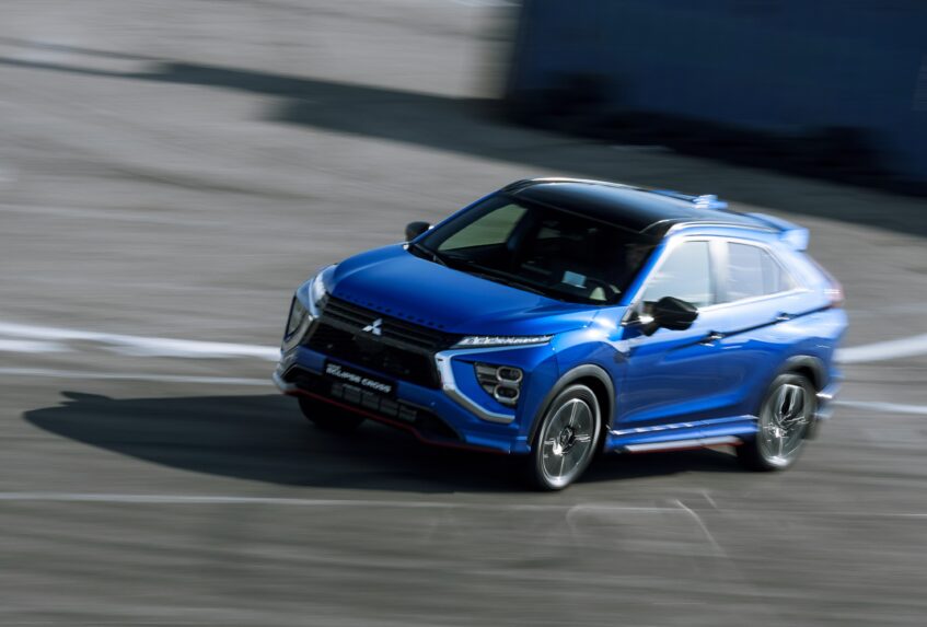 У ЛИСТОПАДІ MITSUBISHI ECLIPSE CROSS ДОСТУПНИЙ З ВИГОДОЮ ДО 100 000 ГРН.*