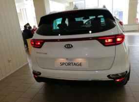 KIA Sportage Comfort + AT