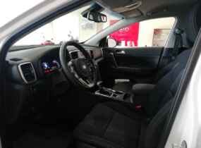 KIA Sportage Comfort + AT