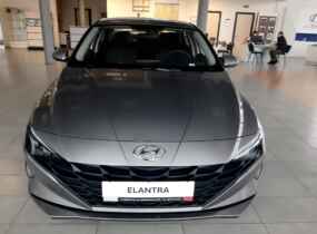 HYUNDAI ELANTRA CN7 1.6 ACTIVE AT