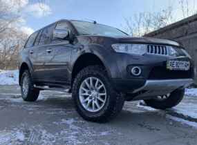 Mitsubishi Pajero Sport